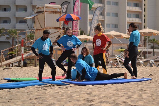 1 Day Surf Lesson Beginner - What happens on the day: in-water practice in a small group