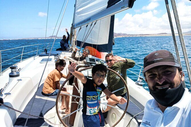 3-Hour Small-Group Sailing Tour around the Lobos Island - La Bocaina Strait and the Caldera Hondo Volcano: What’s Special About the Sea Route