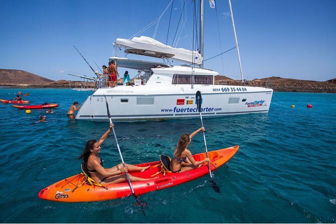 4-Hour Boat Trip to Isla de Lobos from Fuerteventura (Combo Deluxe) - Isla de Lobos feels like a quieter side of Fuerteventura