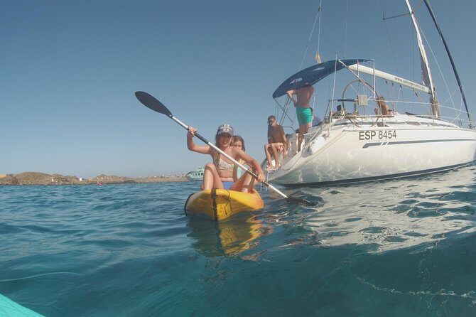 4h - Extended Private Sailing Tour around the Lobos Island - Isla de Lobos Time: The Best Part of the Day