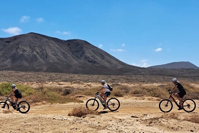 Barranco E Bike Tour in Corralejo North of Fuerteventura - Majanicho beach area to Corralejo: on-road return with one last village moment