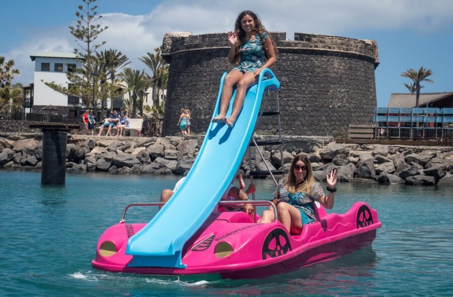 Caleta de Fuste: Pedalo with slide rental - Key highlights worth knowing