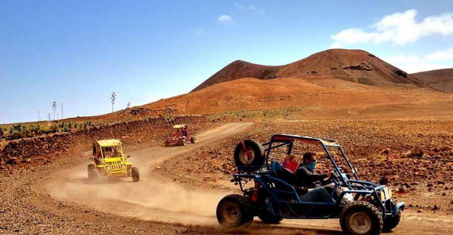 Corralejo: Buggy Safari Tour - Corralejo pickup to helmet on: starting smooth