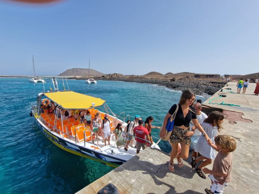 Corralejo: Isla de Lobos Round-Trip Ticket with Park Entry - Key things to know before you go