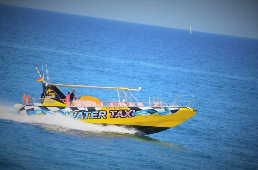 Corralejo: Isla de Lobos Round-Trip Ticket with Park Entry - Isla de Lobos Nature Park: lagoon swims and the shell beach