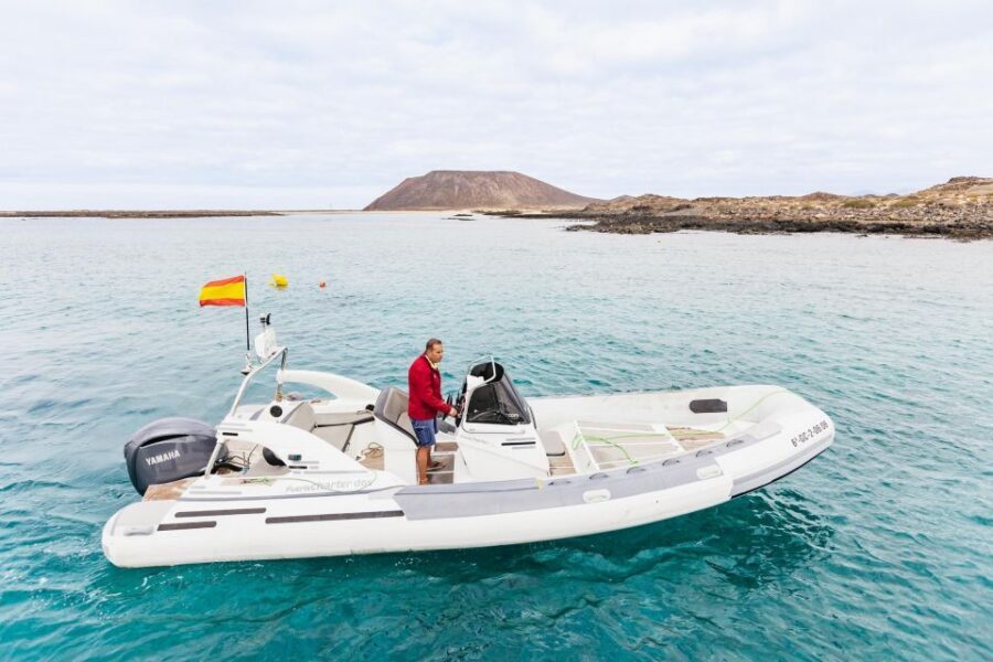 Corralejo: Lobos Island Catamaran Tour with Drinks & Snorkel - Key things I think you’ll care about
