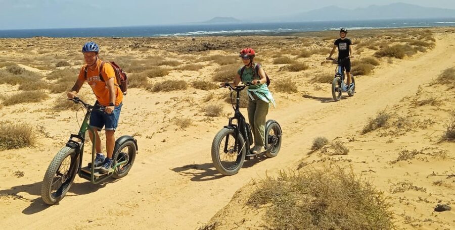 Corralejo: Off Road Adventure on E-scooter - Montaña Lomo Blanco: volcano vibes without a long hike
