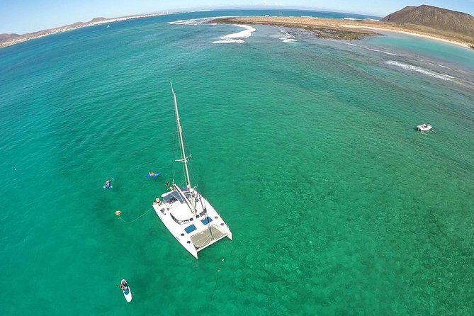 Exclusive Sailing Catamaran Experience to Lobos Island with lunch - The four-hour rhythm: what happens when you’re out on the water
