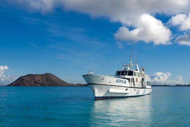 Ferry to Isla de Lobos: round-trip tickets from Corralejo - What the schedule looks like on a typical Lobos day