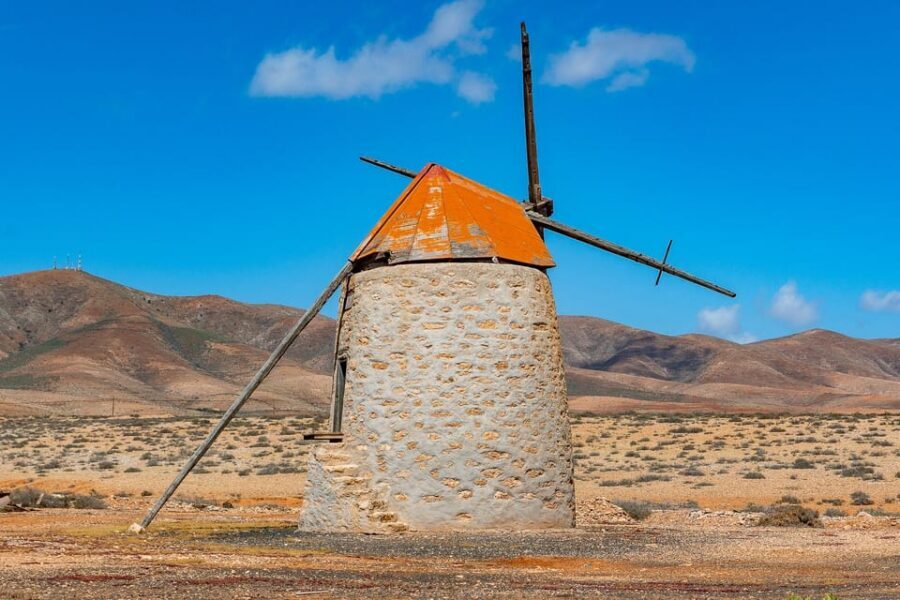From Caleta de Fuste: Explore Rural Fuerteventura Tour - Antigua’s main square and Molino de la Corte windmill