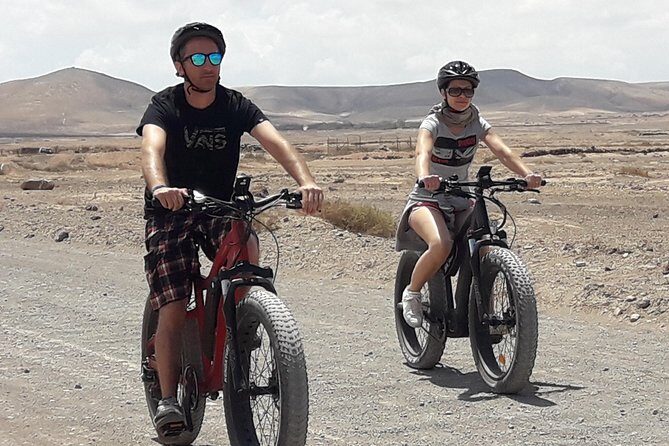 From Corralejo: E-bike/E-scooter 3-4 hour excursion - Stop 1: Calderon Hondo Crater Viewpoint