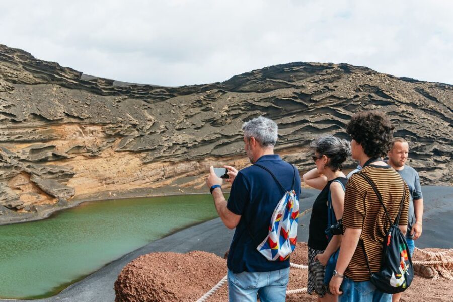 From Fuerteventura: Lanzarote Trip with Wine Tasting & Lunch - La Geria wine country: tasting award-winning wine the island is built on