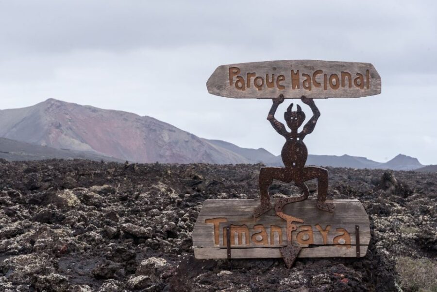 From Fuerteventura: Lanzarote Volcano and Wine Region Tour - Day Trip Value: What You Actually Get for $98