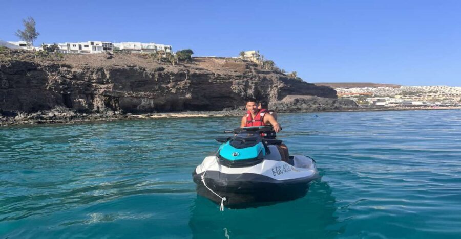 Fuerteventura : 1 hour JetSki Rental without licence - The 60-Minute Ride: Safety Briefing, Life Vest, and Insurance