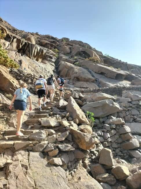 Fuerteventura: Ajuy Caves & hike to secret Las Penitas Arco - The Arco de Las Peñitas window: your photo moment comes after effort