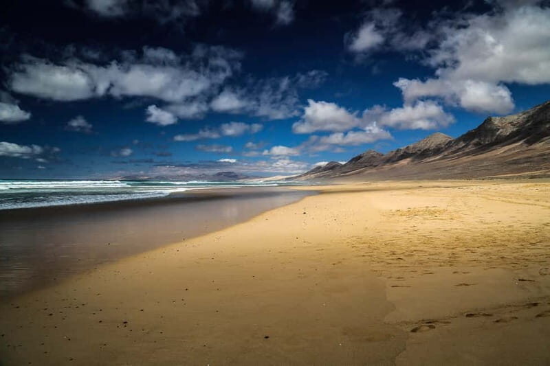 Fuerteventura: Cofete Beach and "Villa Winter" Tour - Pickup, timing, and the gravel-road reality