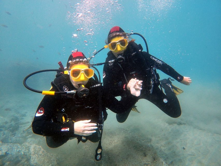 Fuerteventura: Introduction to Scuba Diving - Costa Calma safety briefing: how they turn nervous into ready