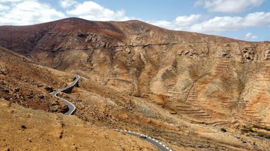 Fuerteventura: Island Highlights Sightseeing Tour - Tuineje and the historic core of the island