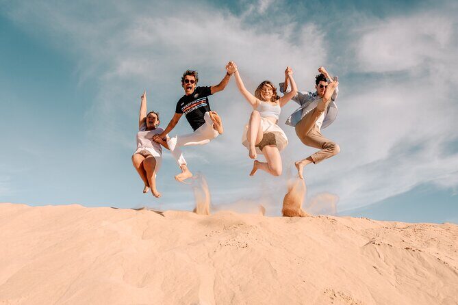 Fuerteventura Nord: Cruiser tour with photo shoot - Montaña Roja and Corralejo dunes: the first wow hits fast