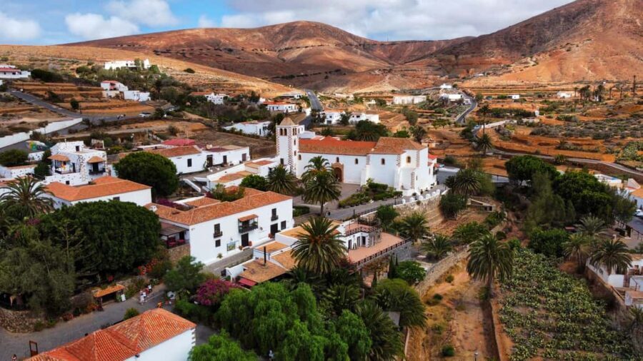Fuerteventura: Panoramic Island Tour. Visiting all Hotspots - Getting Picked Up Around Fuerteventura (and What That Means for Your Day)