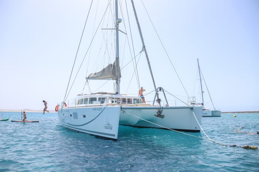 Fuerteventura: Private Luxury Catamaran to Lobo Island - Crossing El Río on a private boat (and why a catamaran helps)