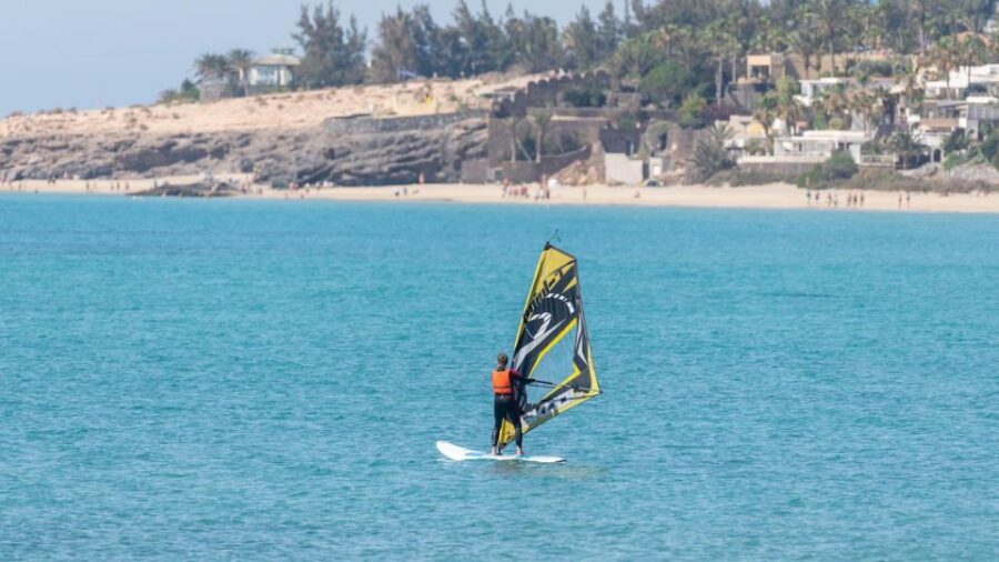 Fuerteventura: Windsurfing Taster in Costa Calma Bay! - The beach simulator: why you learn faster with a plan