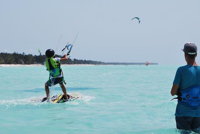 Kitesurf School in Corralejo Book Your Classes - Key things I’d watch for before you book