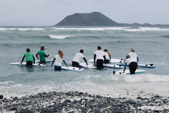 Lezioni di Surf per Beginner e Intermedi (6 persone a istruttore) - Should You Book BeDreamer Surf Lessons in Corralejo?