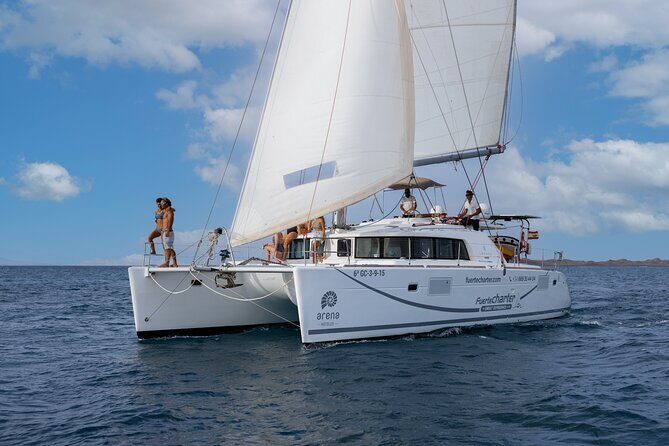 Lobos Island Half-Day Sailing Tour with Lunch - Playa de la Concha: the swim-and-snorkel core of the trip