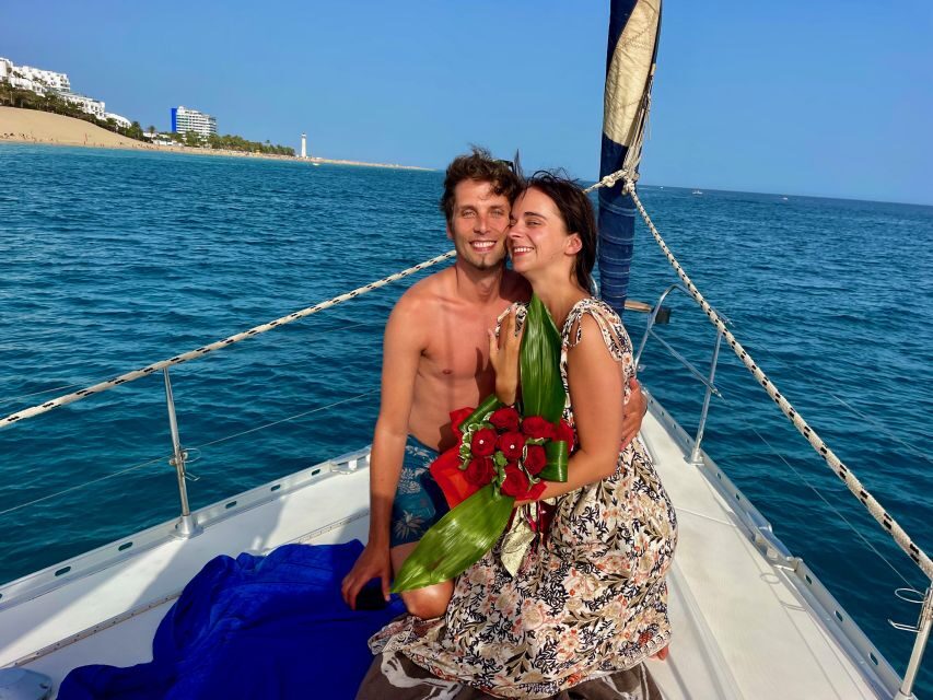 Morro Jable: Sailing Boat Excursion with Food and Drinks - Comfort and motion: what to bring so the day feels easy