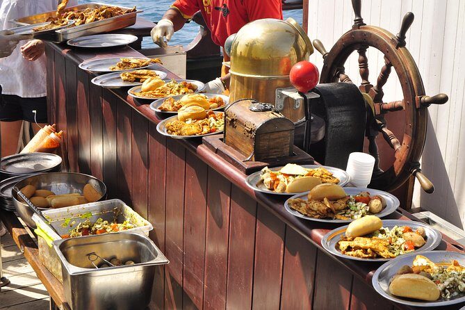 Pirate Adventure Boat Tour with Lunch in Fuerteventura - The Pirate Crew Show: Captain Sparrow and the Interactive Game Plan