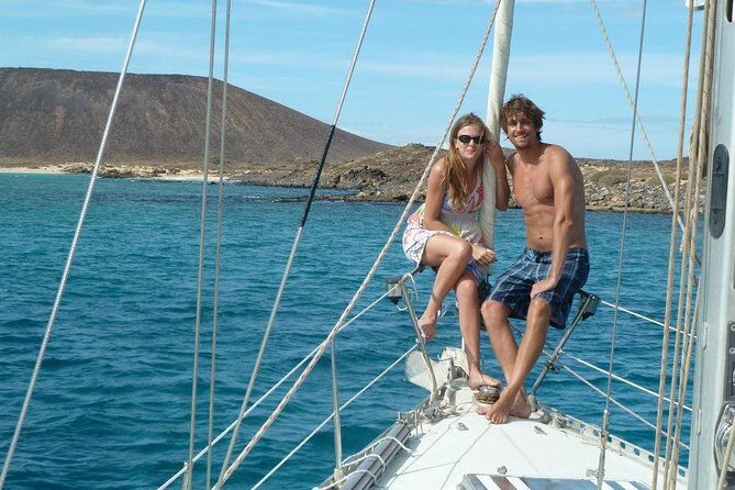 Private Sunset Sailing Charter for Couples from Corralejo - Playa de la Concha: your included aquatic time, without island logistics