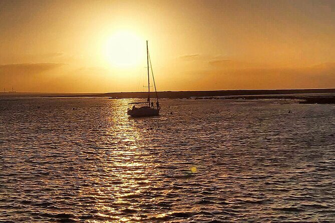 Private Sunset Sailing Tour from Corralejo Fuerteventura 3h - Isla de Lobos: the anchor spot for swims and marine time