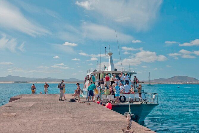 Return Ferry to Lobos Island from Corralejo, Fuerteventura - Corralejo to Lobos: a short ferry ride with big payoff