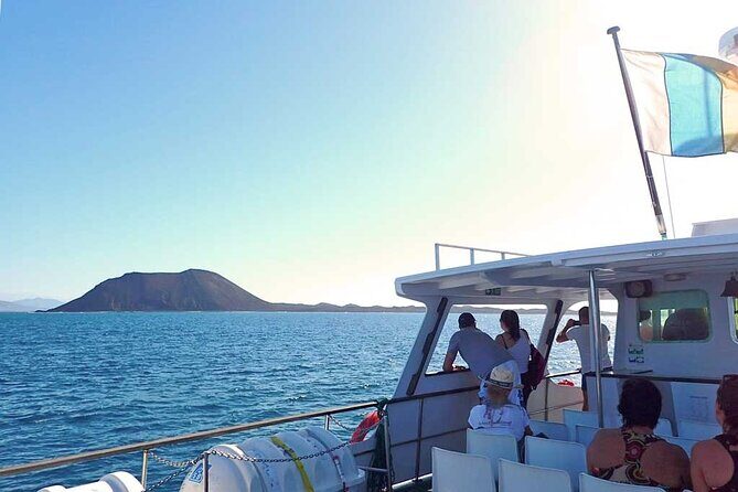 Return Ferry to Lobos Island from Corralejo, Fuerteventura - How check-in and return times work (and why timing matters)
