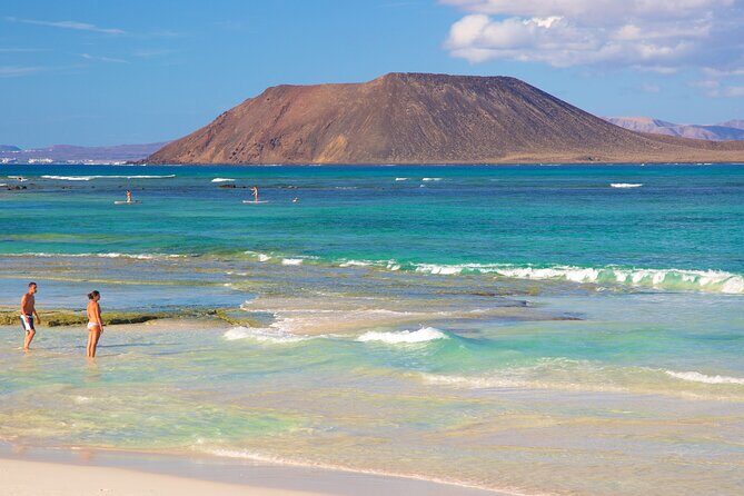 Sailing tour around the Lobos Island Natural Park / 4h - Meeting in Corralejo and getting settled on the Walhalla