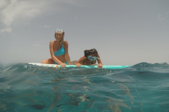 Sailing tour around the Lobos Island Natural Park / 4h - Gear and how the crew keeps the water time fun