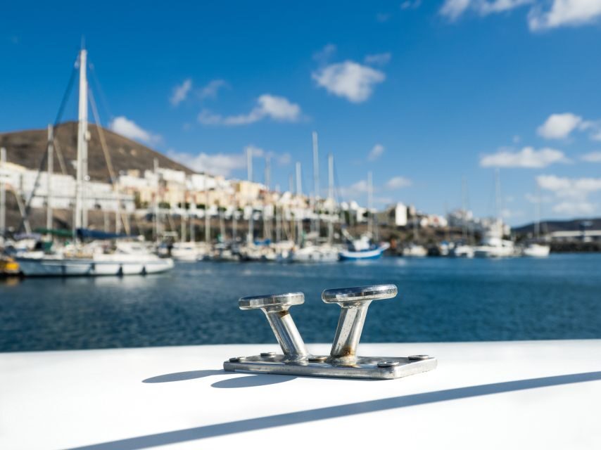 Southeast Fuerteventura: Boat Cruise with Lunch and Drinks - Cala del Caracol: snorkeling, swimming, and paddleboarding in a boat-only cove