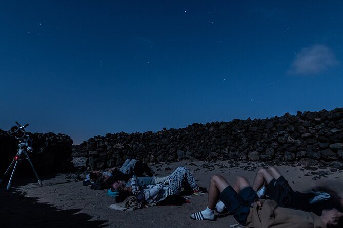 Stargazing from Pozo Negro area, Starlight Guide - Booking rhythm at Pozo Negro: Tuesdays, full moons, and flexibility