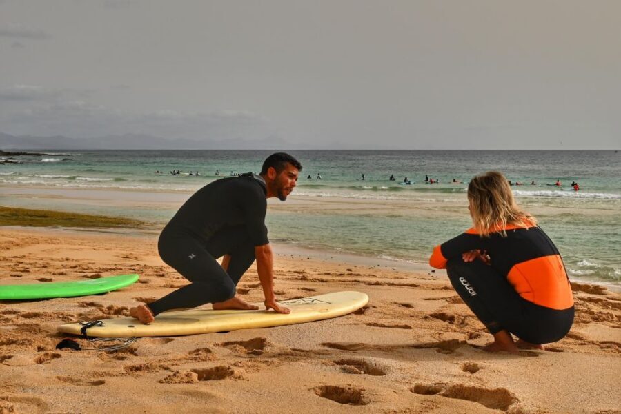 Surf Lessons in Fuerteventura ( Corralejo ) - Where the lesson happens: golden sand beaches by conditions